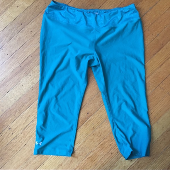Under Armour Large Fitted Crop pants - Picture 1 of 3